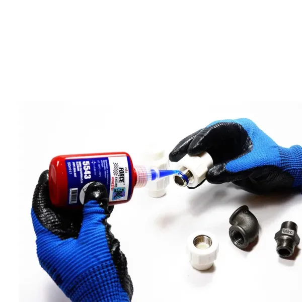 Force 5543 sıvı conta, 250ml. Orta viskoziteli boru sızdırmazlık elemanının boru dişlerine nasıl uygulanacağını göstermektedir.